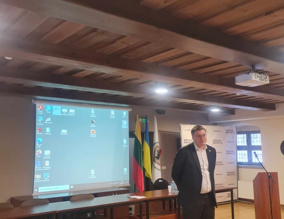 KONFERENCIJA „VAIKŲ GLOBOS (RŪPYBOS) IŠŠŪKIAI“